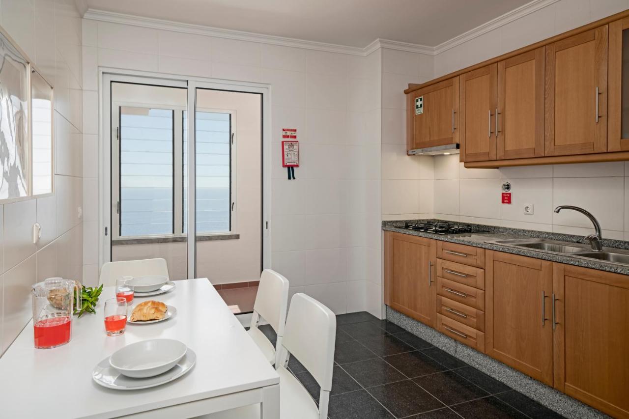 Reis Magos Iii By An Island Apartment Canico (Madeira)